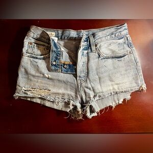 Levi’s Distressed Denim Women Shorts